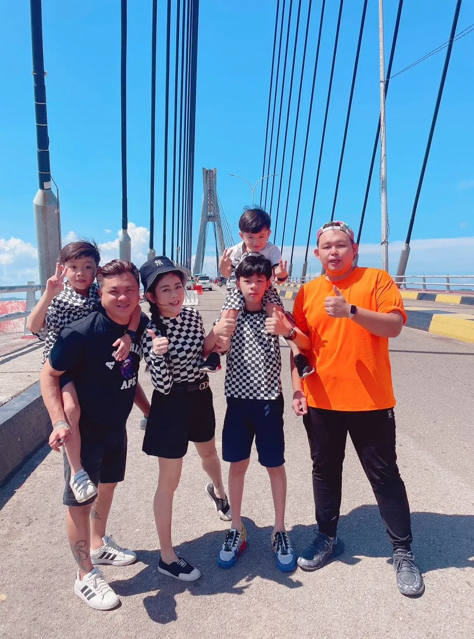 Traveler Moment 8